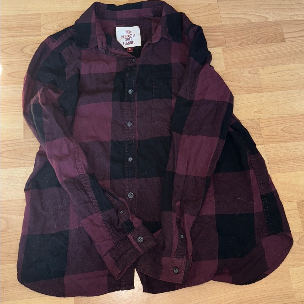 SO Women's Plaid Button Down Shirt - Burgundy and Black